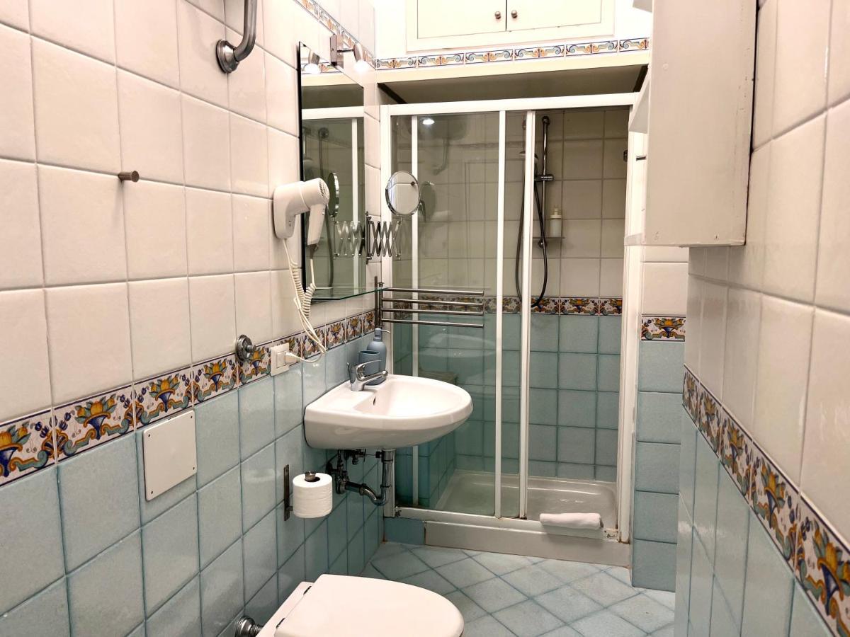 Casa Loren In The Heart Of Sorrento Bagian luar foto